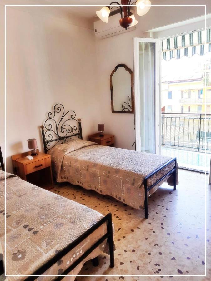 La Casa Di Palma Apartment Alassio Luaran gambar